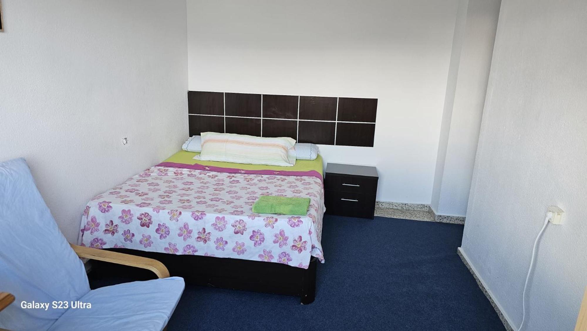 Habitacion Privada Centro Malaga Cerca Tren Maria Zambrano Y Playa Muy Buena Conexion Wifi Chambre photo