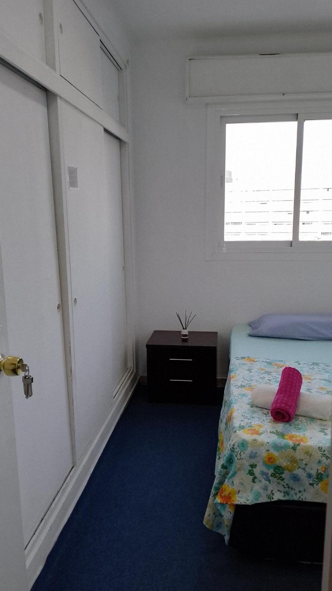 Habitacion Privada Centro Malaga Cerca Tren Maria Zambrano Y Playa Muy Buena Conexion Wifi Extérieur photo
