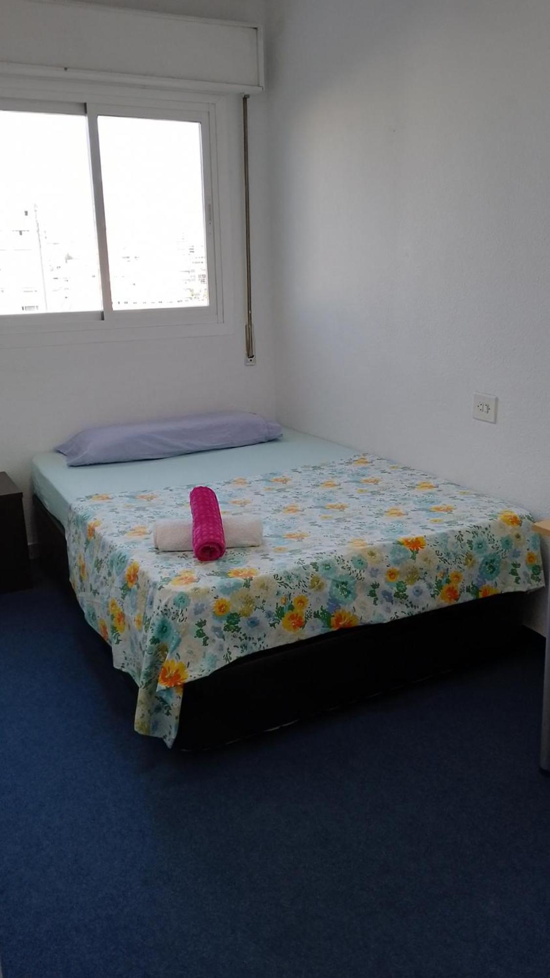 Habitacion Privada Centro Malaga Cerca Tren Maria Zambrano Y Playa Muy Buena Conexion Wifi Extérieur photo