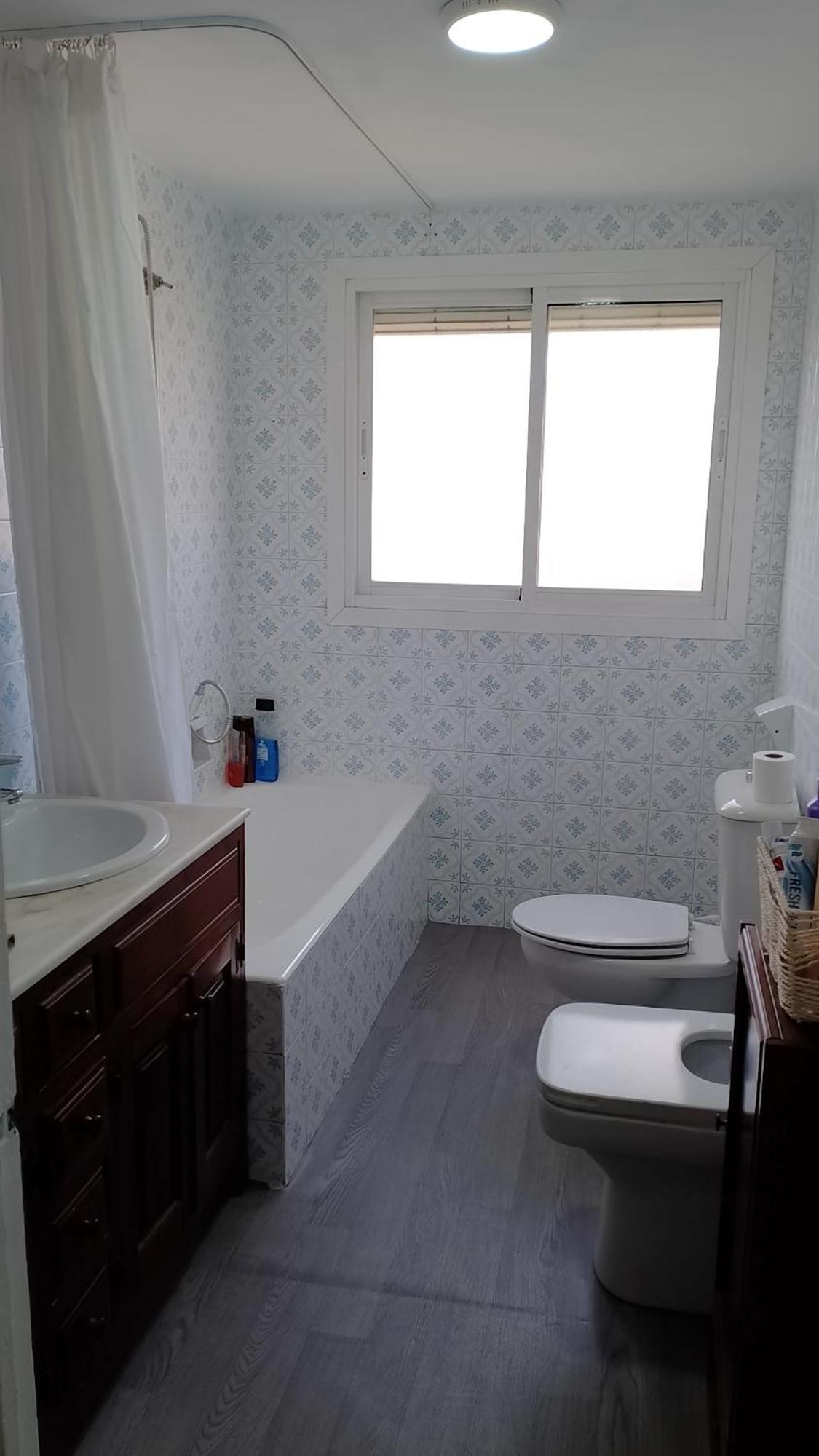 Habitacion Privada Centro Malaga Cerca Tren Maria Zambrano Y Playa Muy Buena Conexion Wifi Extérieur photo